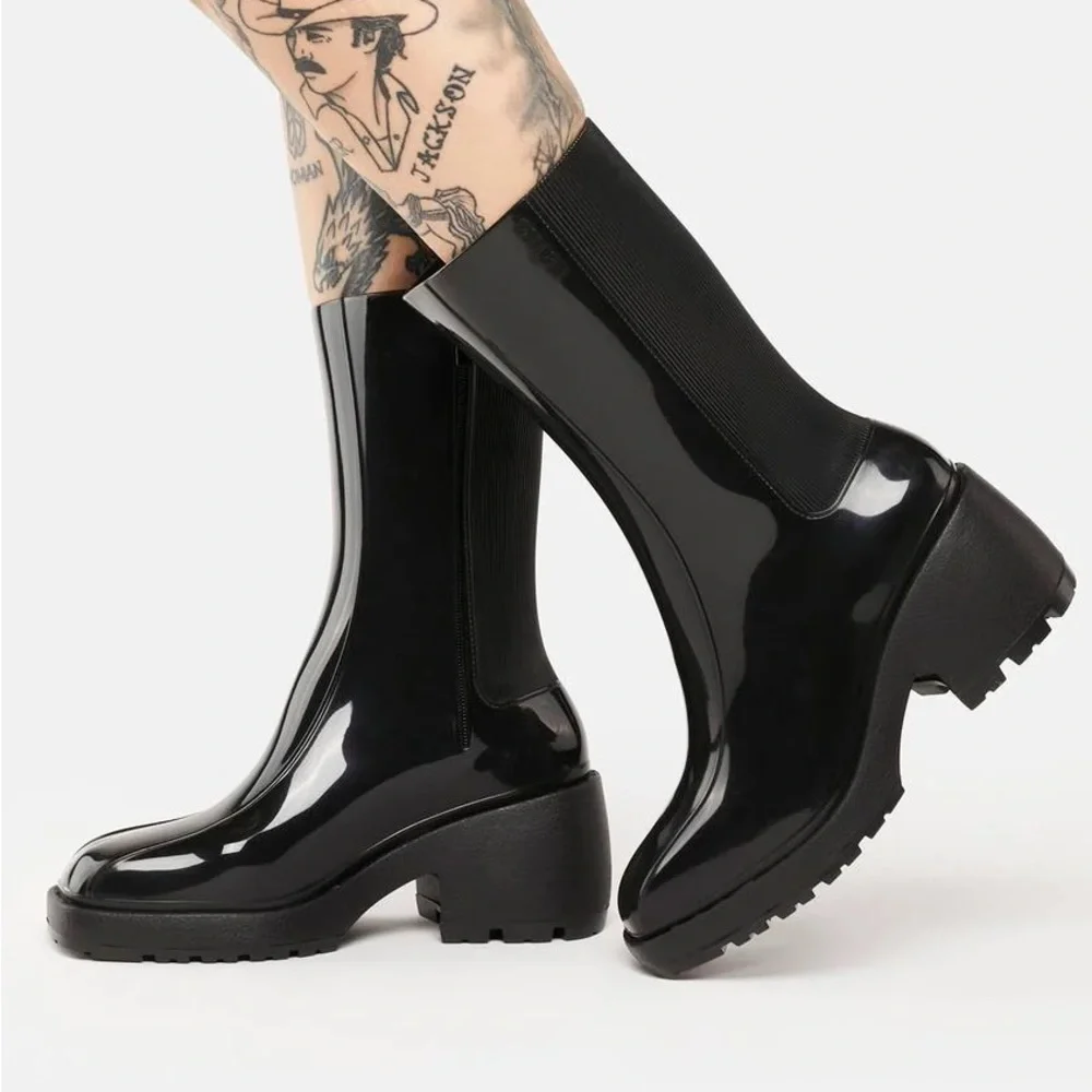 Melissa Black Nancy Boot - Picture 6 of 6